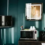 The Hague Teleport Hotel - Free Parking