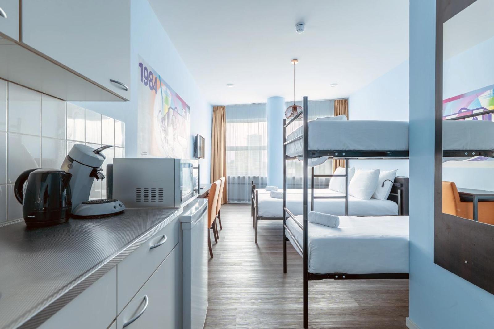 Hotel Teleport - Free Parking