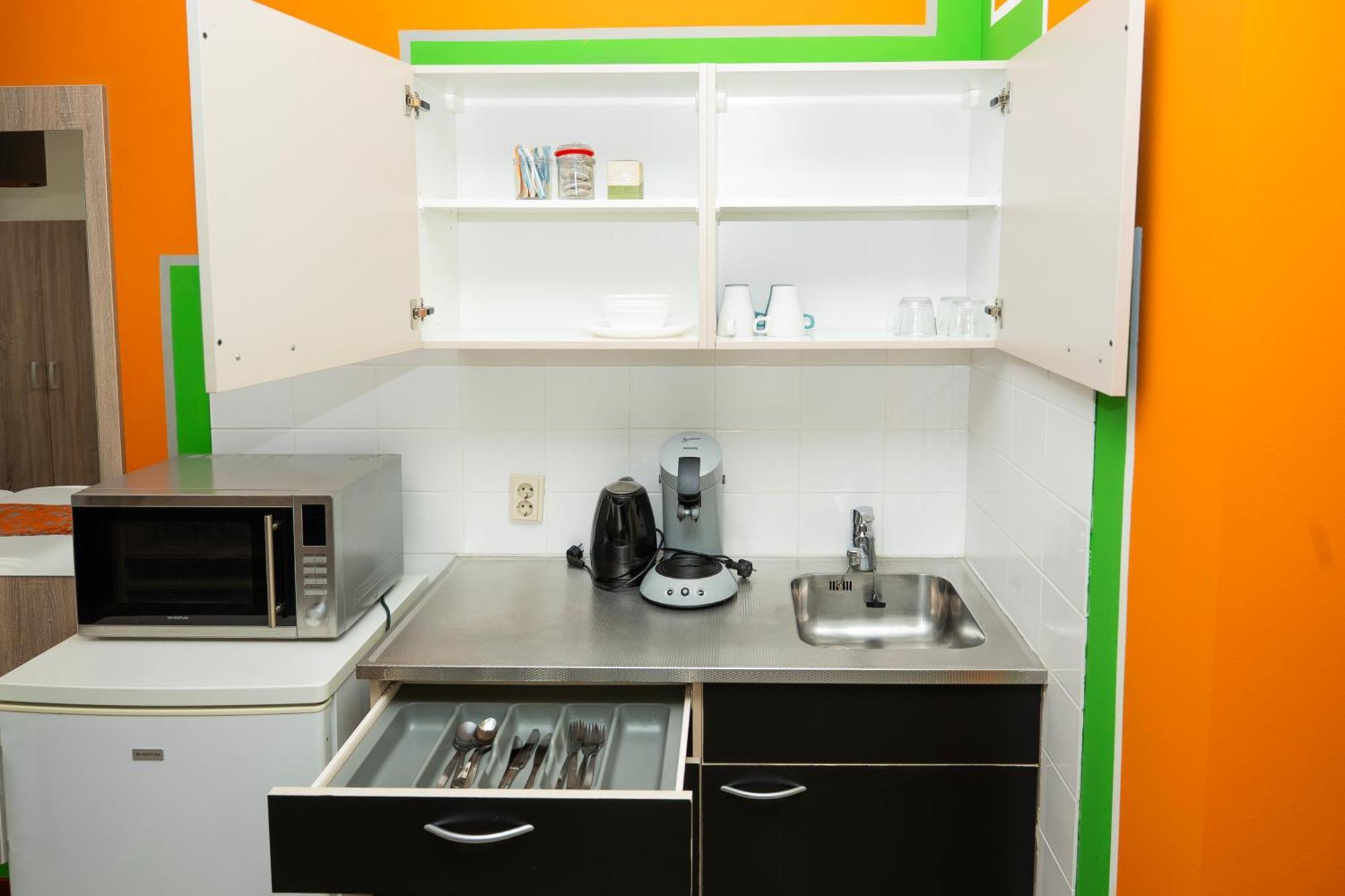 Hotel Teleport - Free Parking