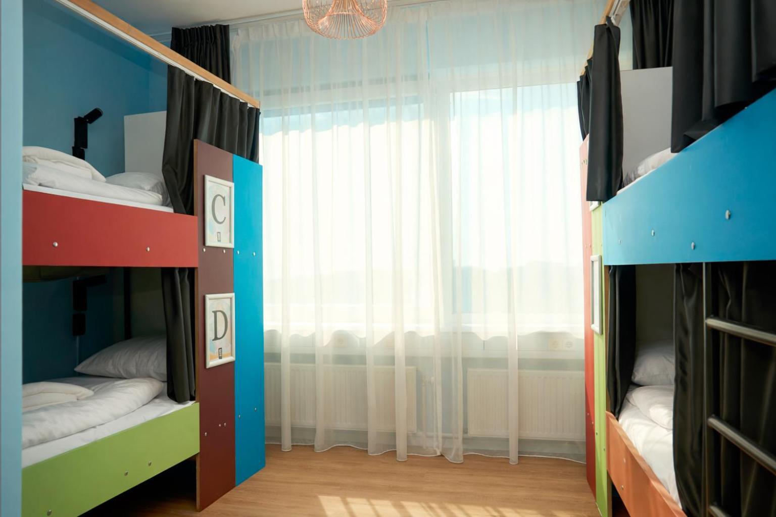 Teleport - Free Parking Hotel Den Haag