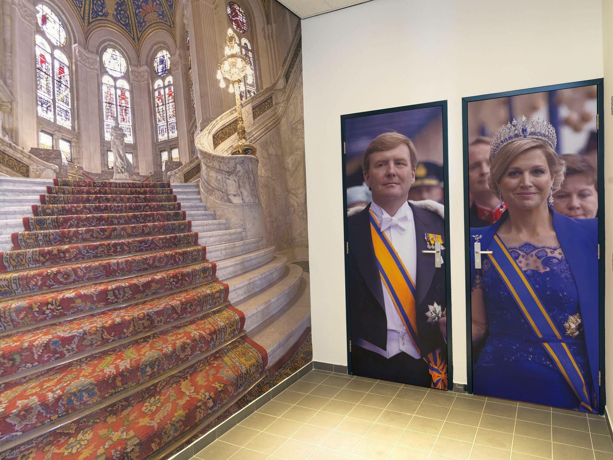 Teleport - Free Parking Hotel Den Haag