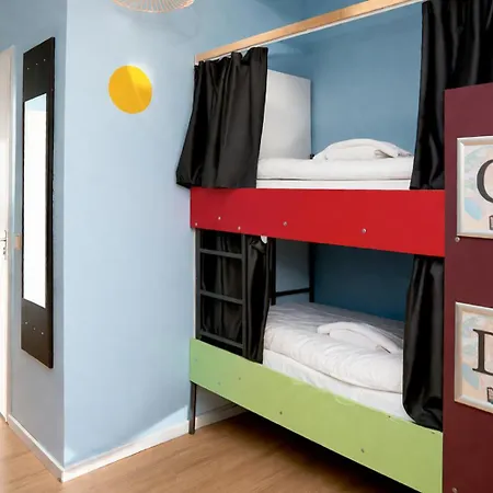 Teleport - Free Parking Hotel 3*