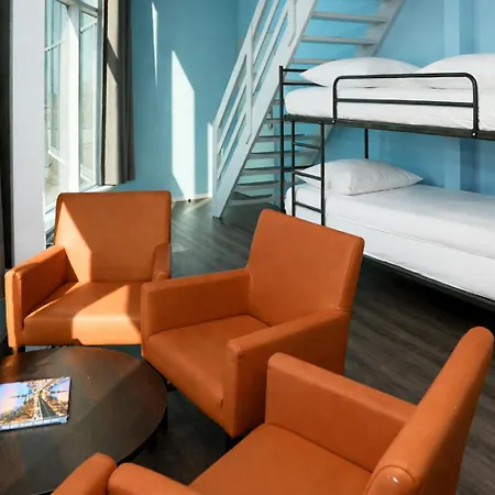 Teleport - Free Parking Hotel Den Haag