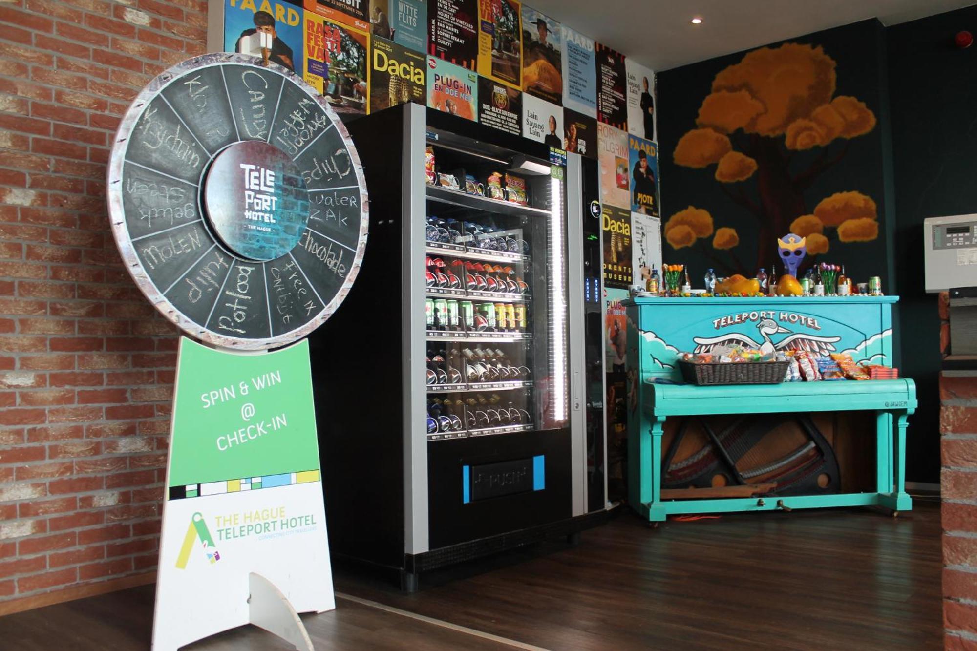 Teleport - Free Parking Den Haag